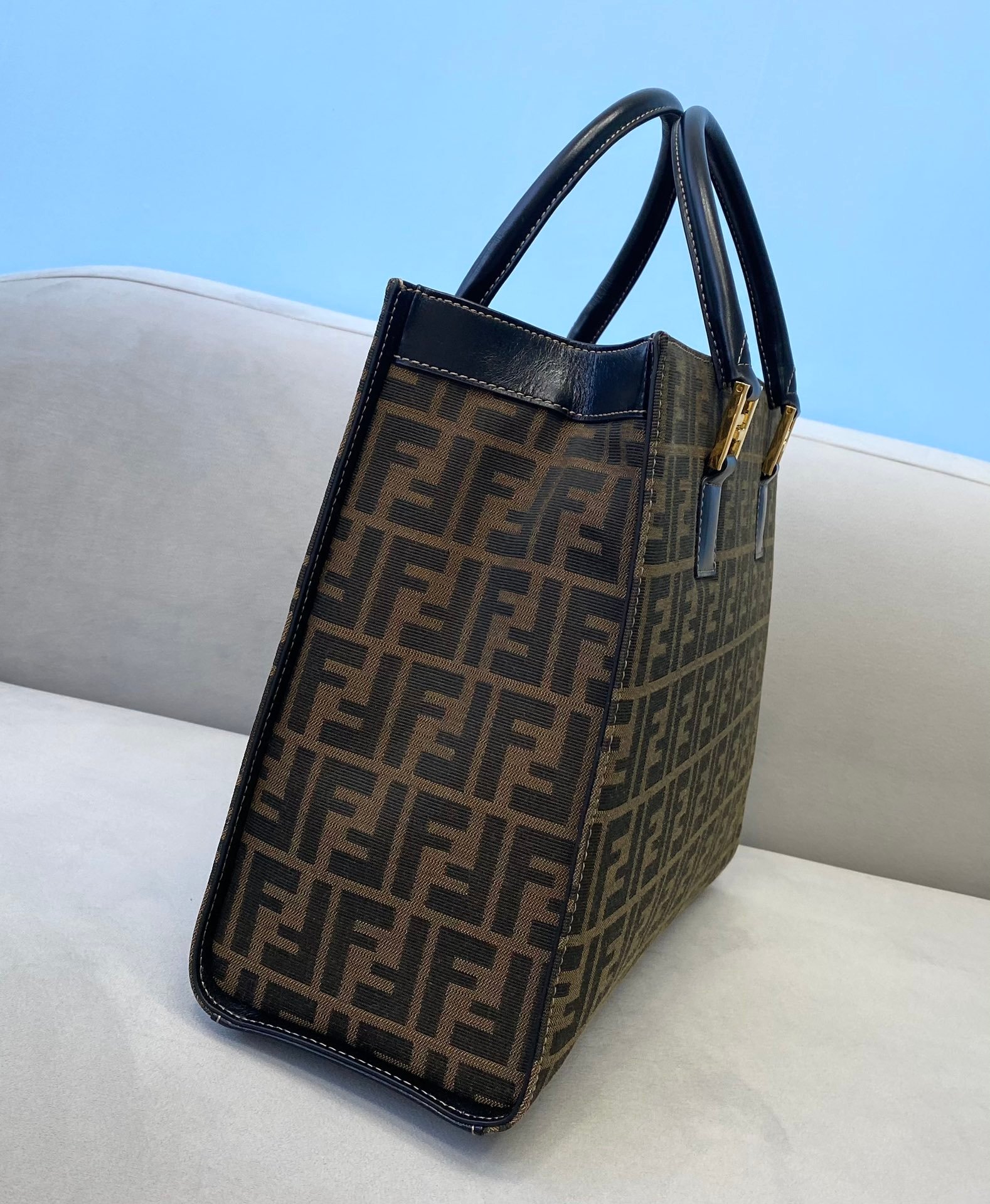 Fendi Vintage Handbags-35×12×30CM - Image 8