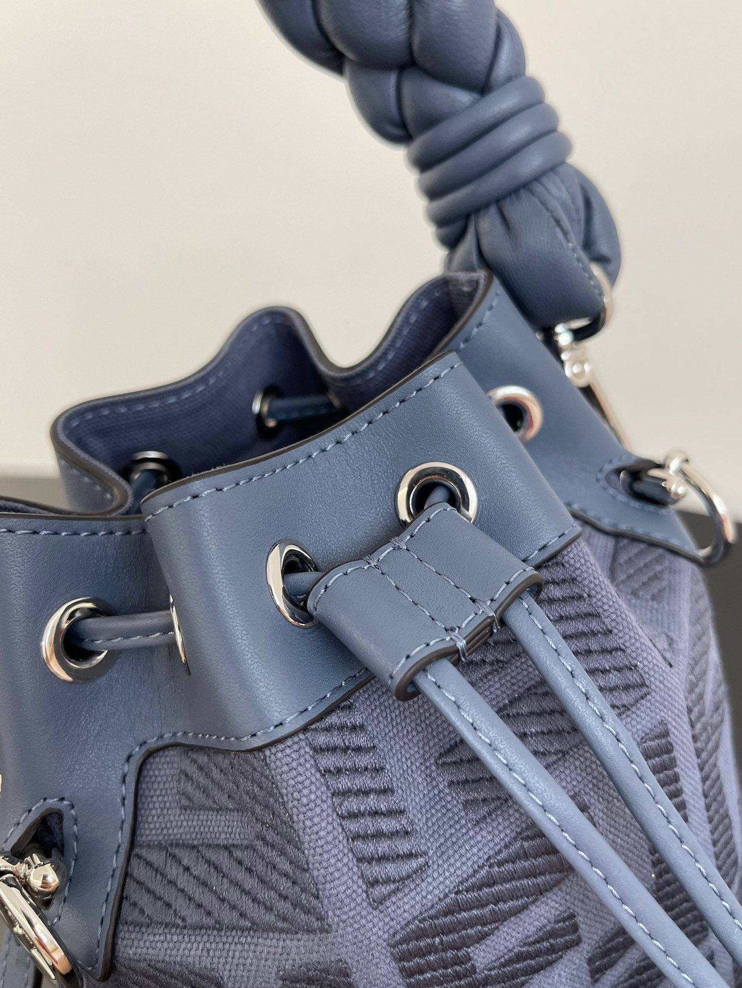 Fendi Mini Mon Tresor Bag -12x18x10CM - Image 5