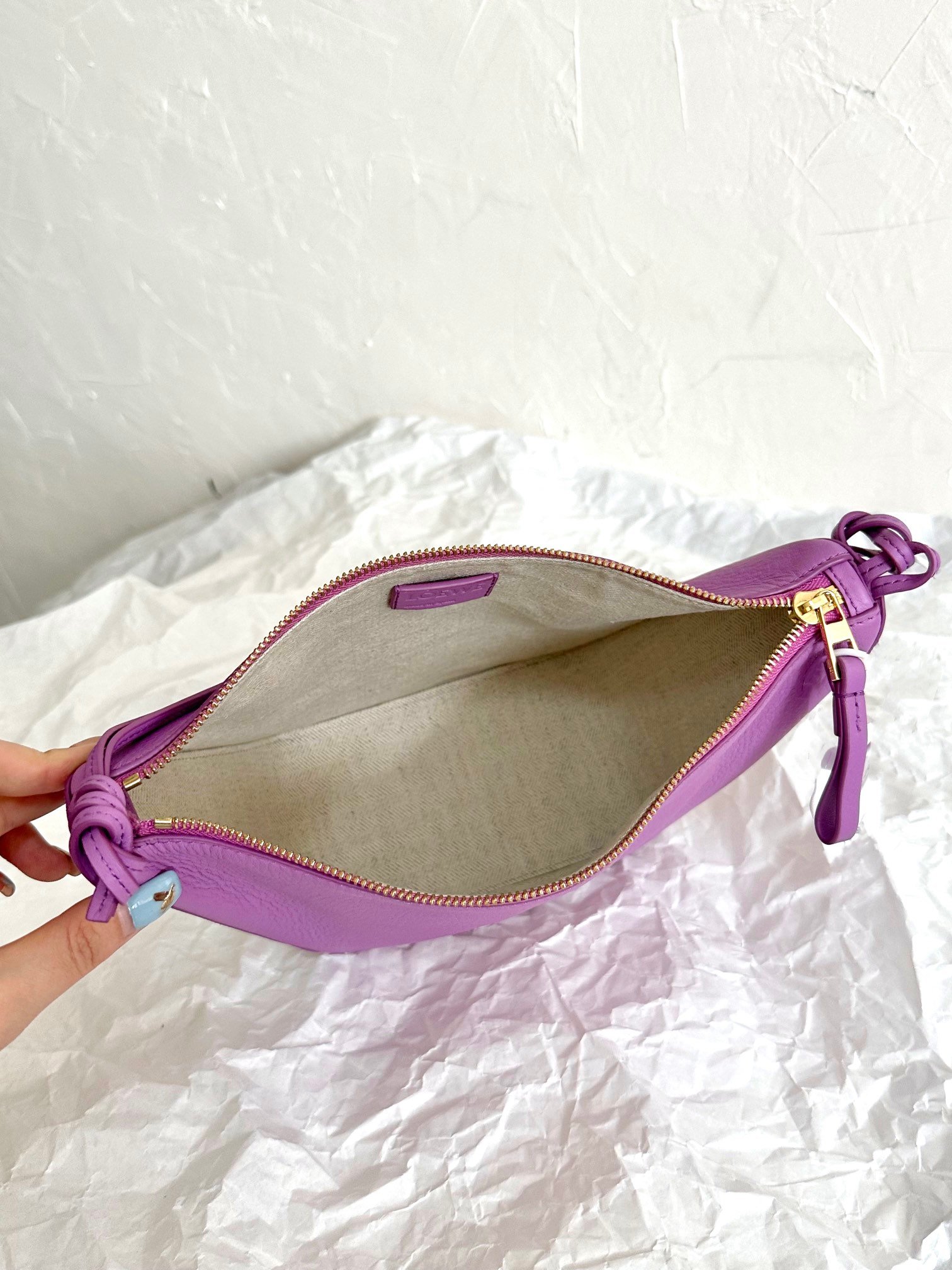 Lowee Hammock Hobo Bag-28*17*9.5CM - Image 7