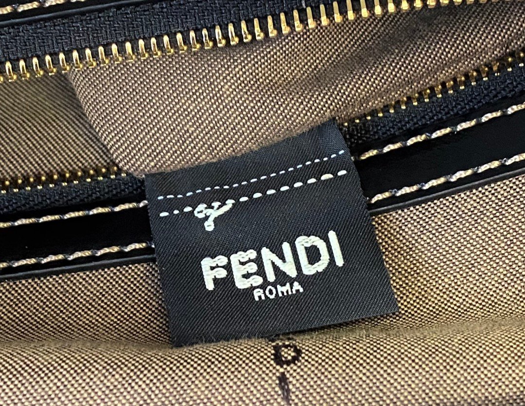 Fendi Vintage Handbags-35×12×30CM - Image 4
