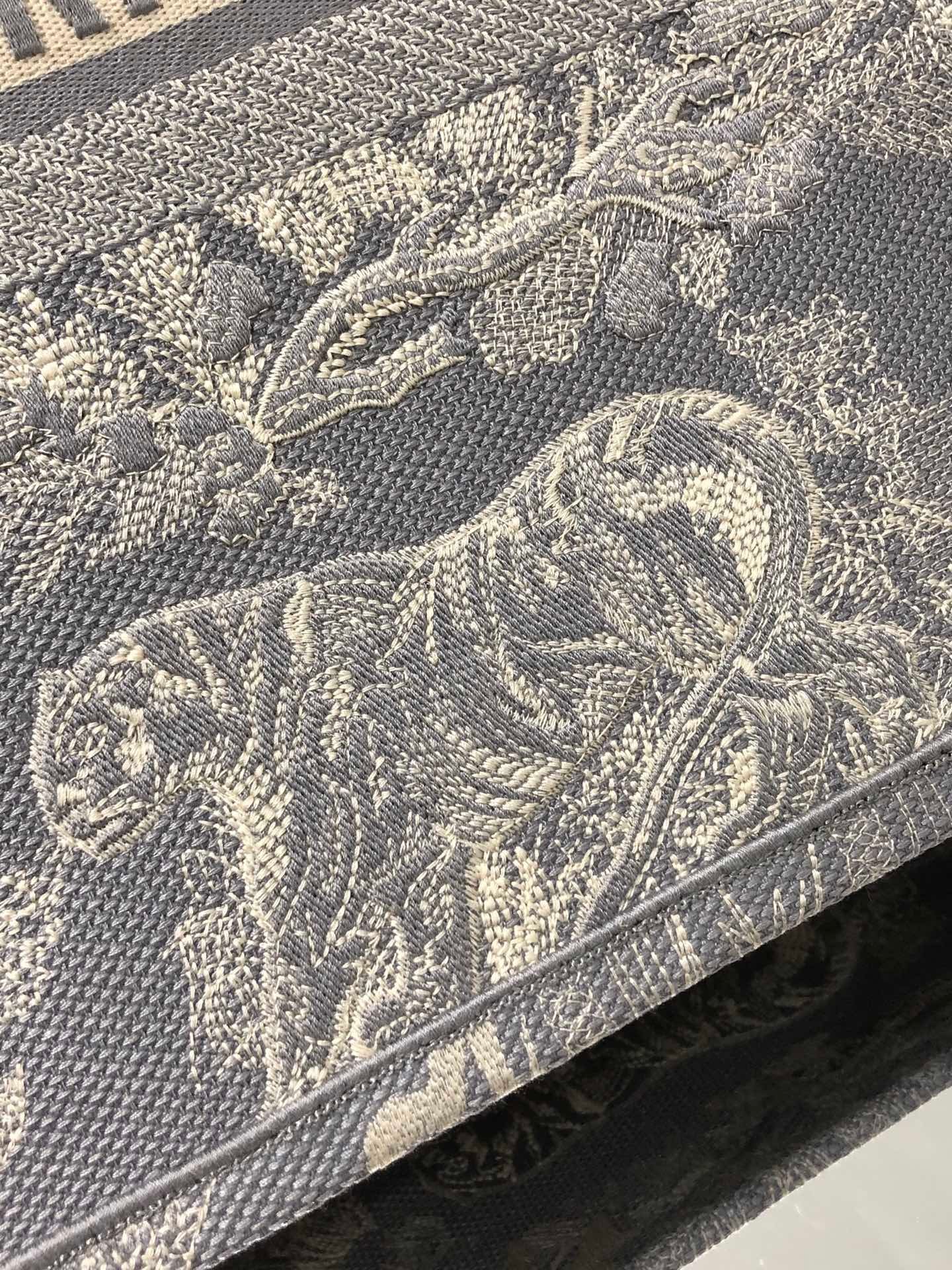 Diro Book Tote Bags-42*32*5CM - Image 8