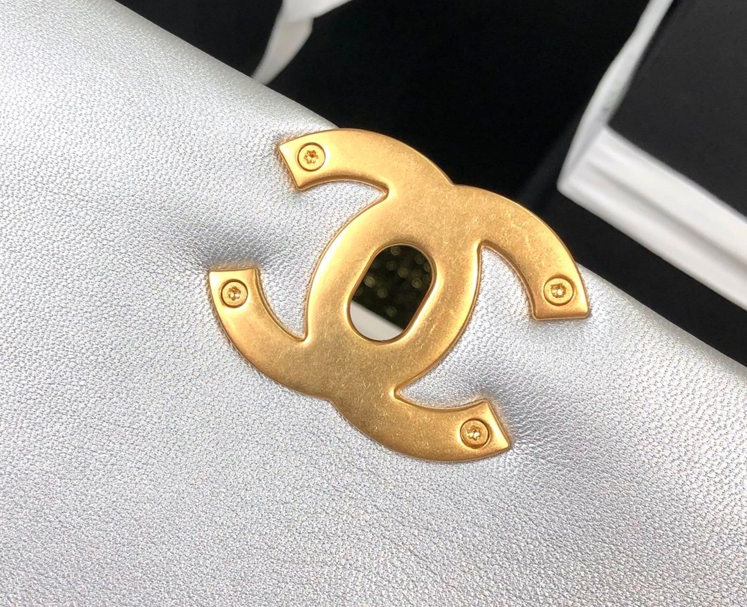 Ch@nel 19 Flap Bag-30CM - Image 6