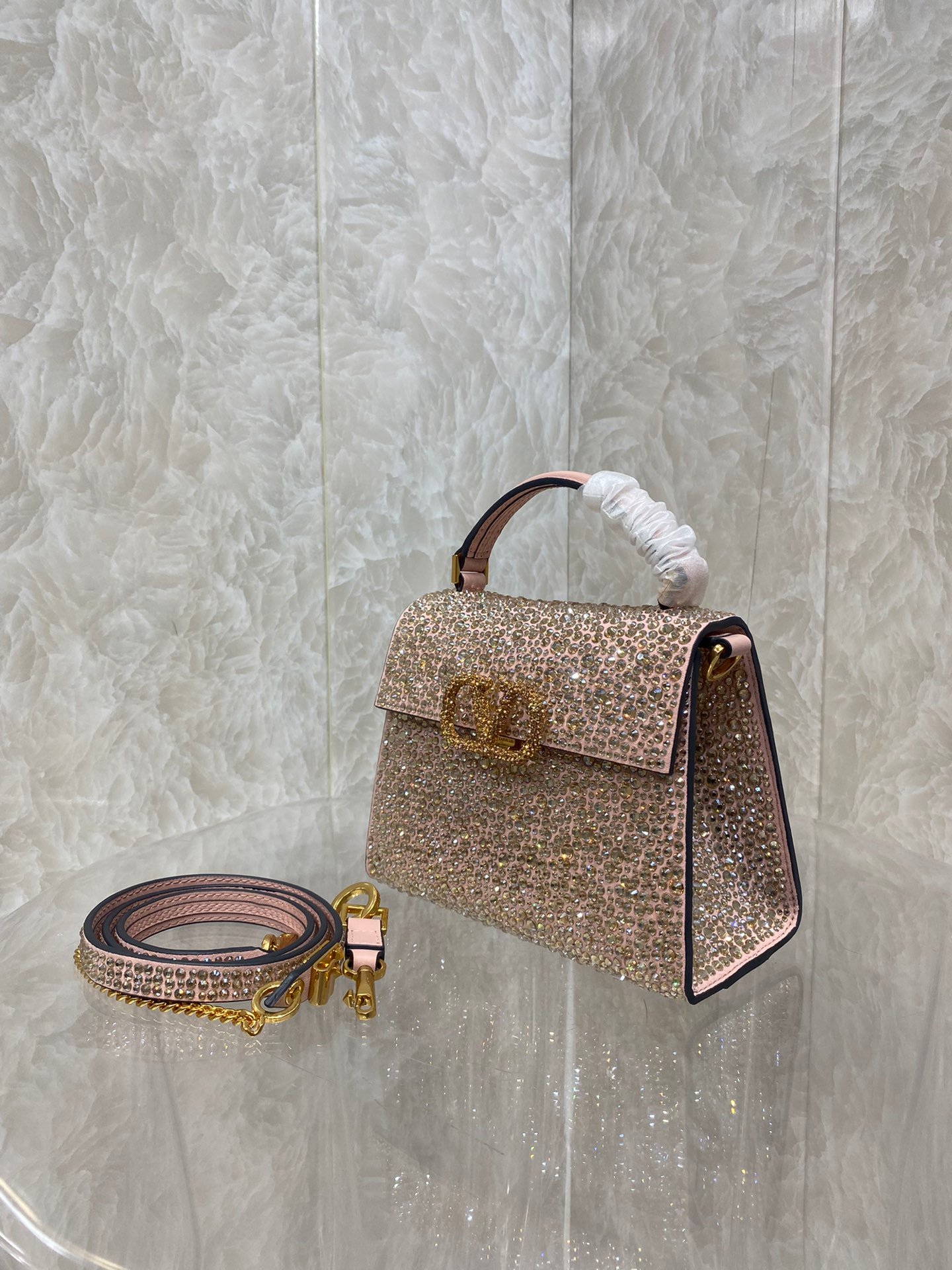 Valentino Vlogo Signature Chain Bag-19*13*9CM - Image 4