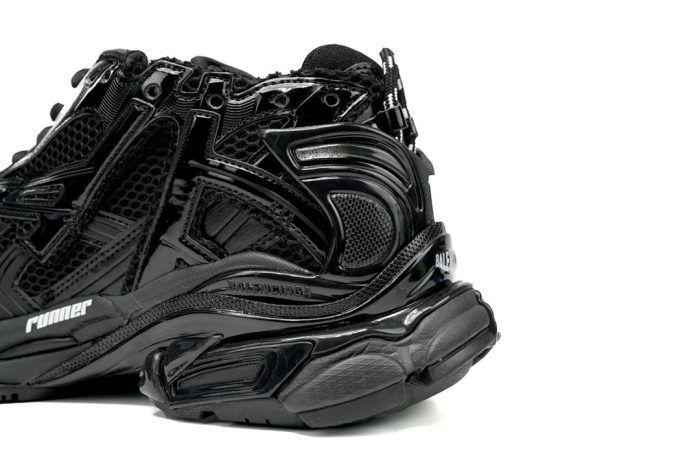 Balenciaga Runner Black